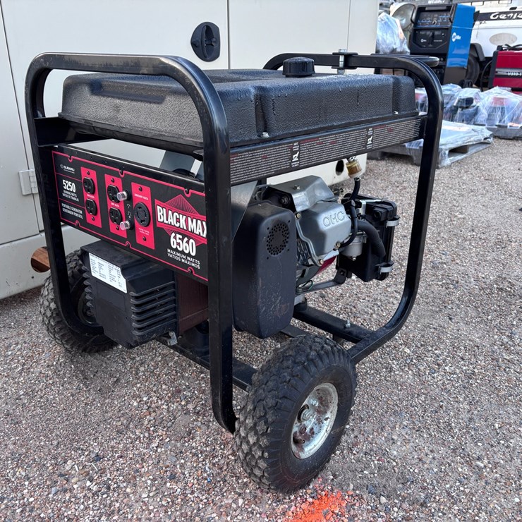 #2831 • BLACK MAX 6560 WATT GENERATOR