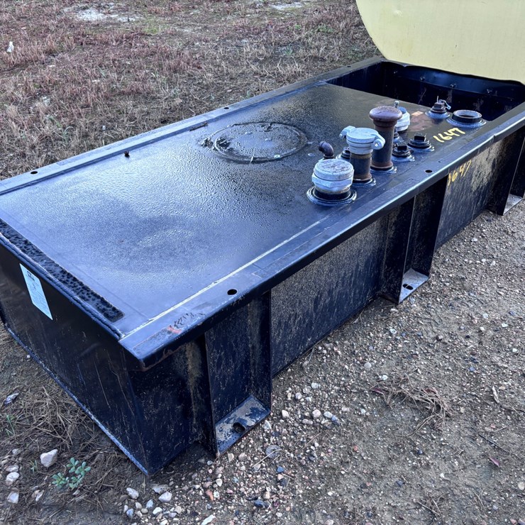 #1647 • BELLY FUEL TANK FOR GENERATOR