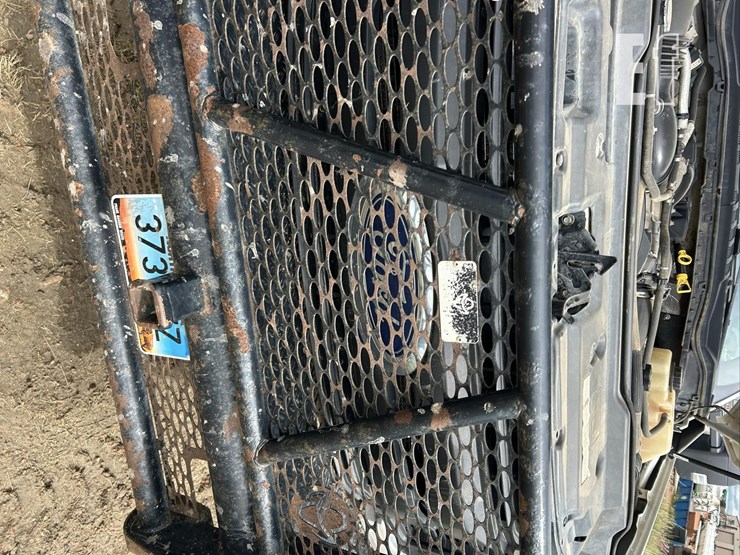 2019-ford-f350-xl-image-23