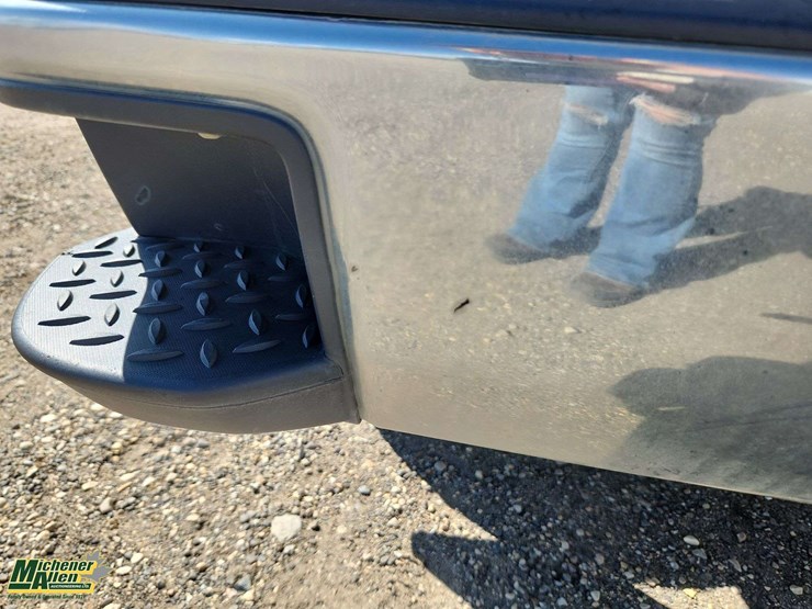 2017-gmc-sierra-1500-image-36