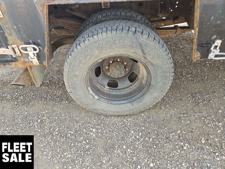 2013-dodge-3500-image-13