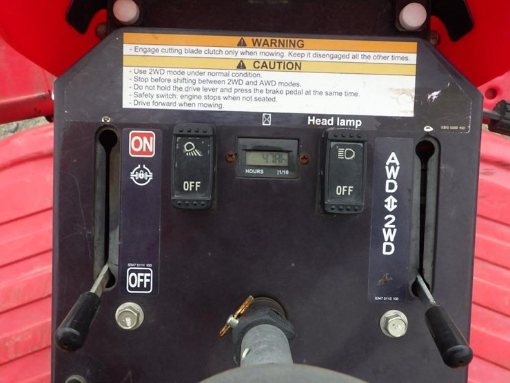 canycom-cmx2402-ride-on-mower-image-18