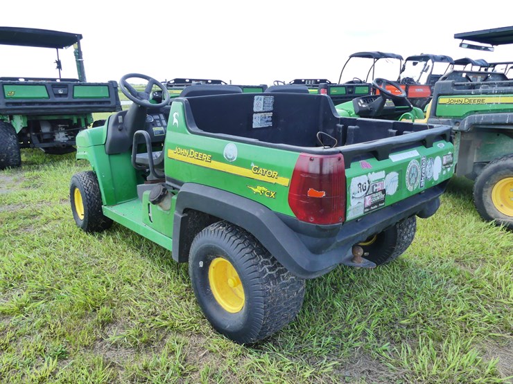 john-deere-gator-image-4