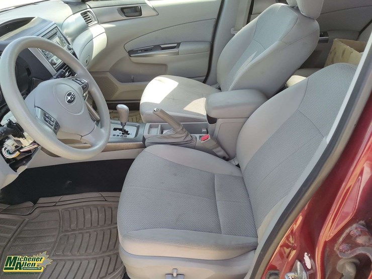 2012-subaru-forester-image-10