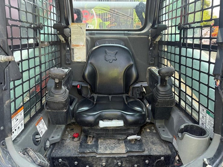 2018-bobcat-t595-image-19