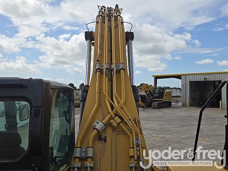 2019-caterpillar-336-image-53