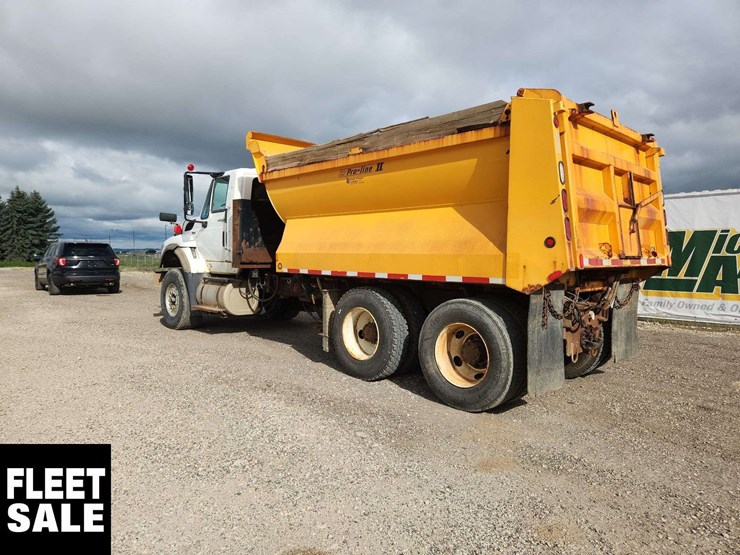 international-workstar-7500-image-3