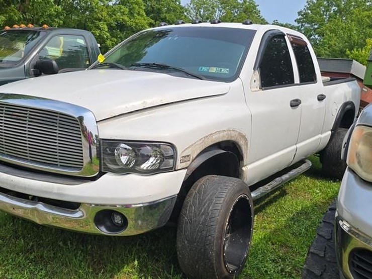 2002-dodge-ram-2500-image-1
