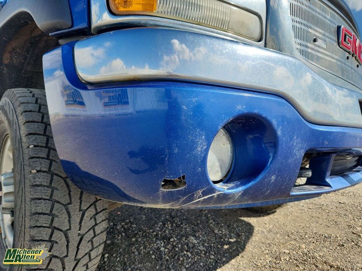 2003-gmc-sierra-2500-image-36