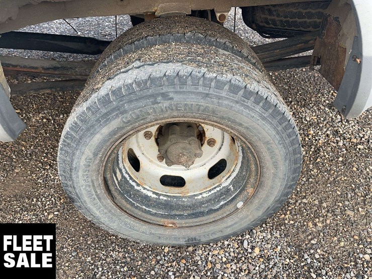dodge-3500-image-11