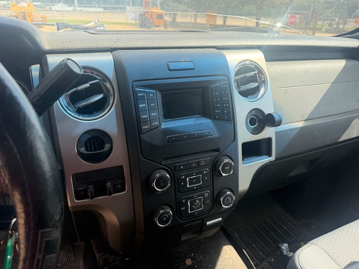 2014-ford-f150-image-12