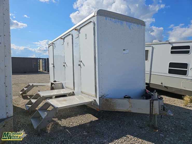 2008-cargo-wells-image-1