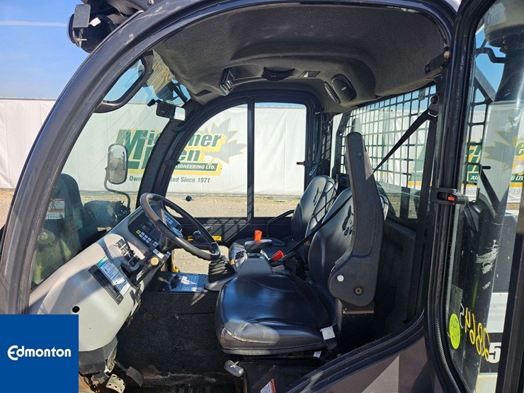bobcat-toolcat-5600-image-10