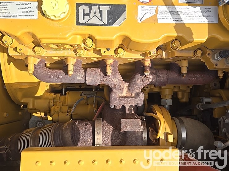 2019-caterpillar-336-image-60