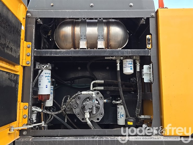 2020-volvo-ec300el-image-36