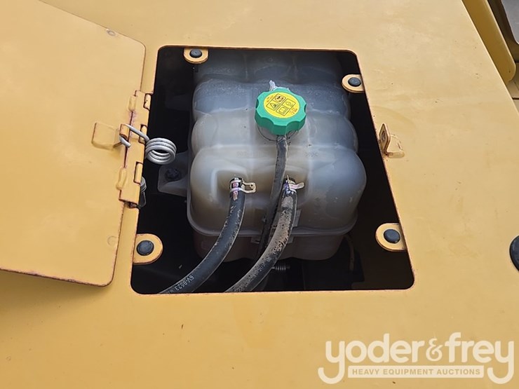 2019-caterpillar-336-image-47
