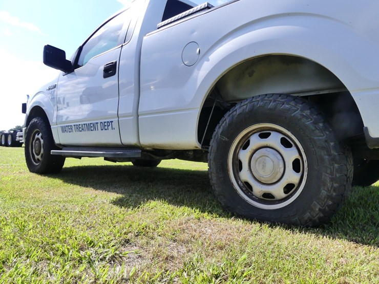 2014-ford-f150-xl-image-5