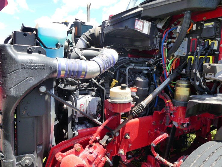2018-kenworth-t680-image-10