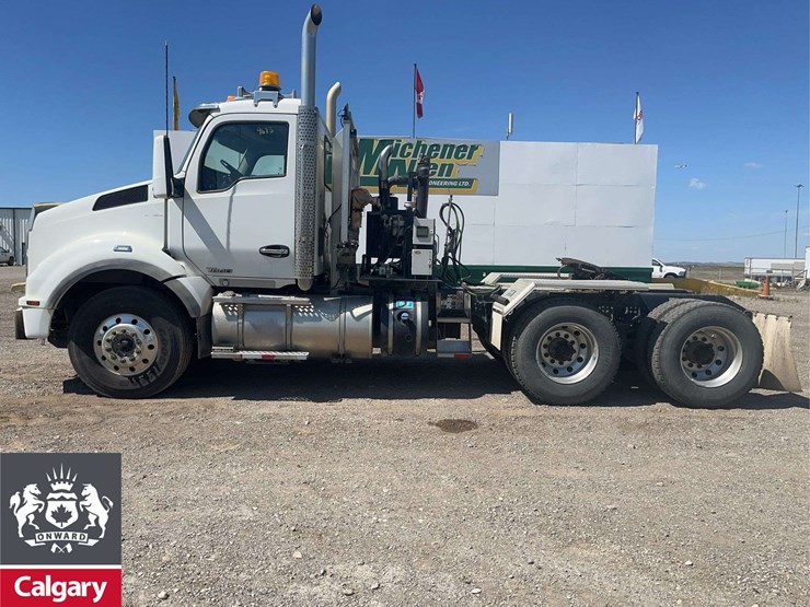 2018-kenworth-t880-image-6