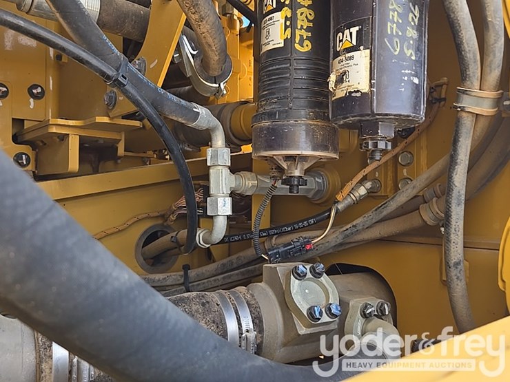 2019-caterpillar-336-image-44