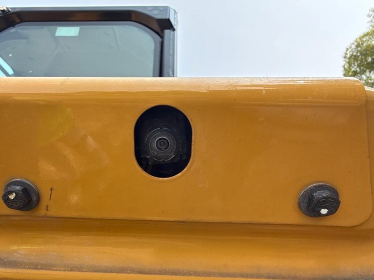 2023-caterpillar-306-cr-image-16