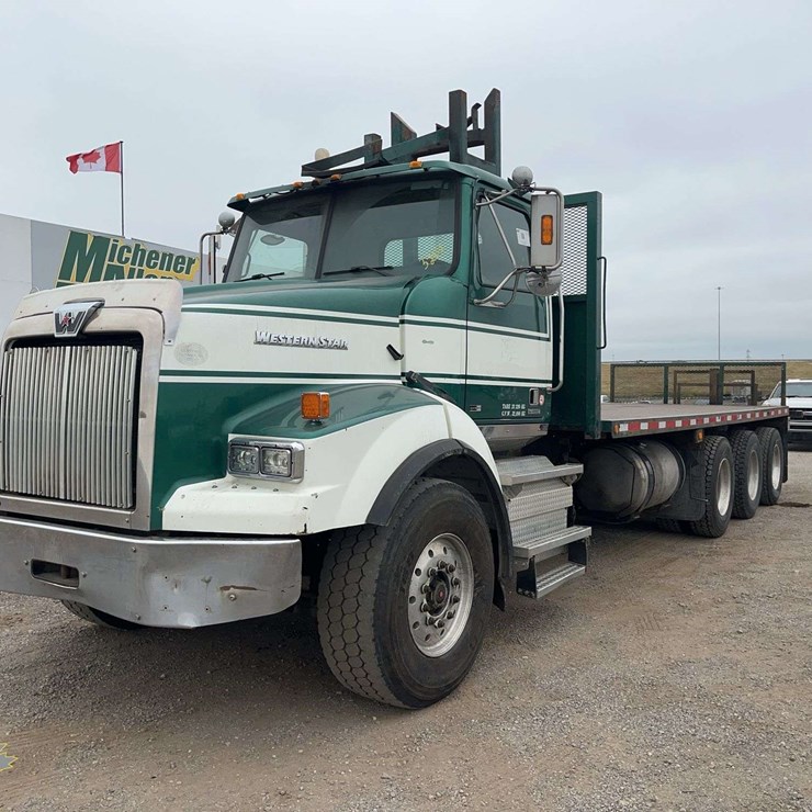 2013 WESTERN STAR 4900