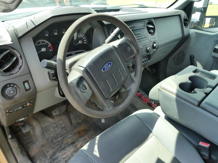 2015-ford-f450-xl-image-13