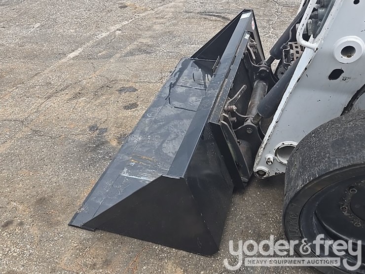 2015-bobcat-s770-image-15