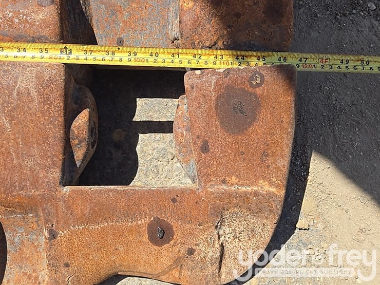 2019-caterpillar-336-image-23