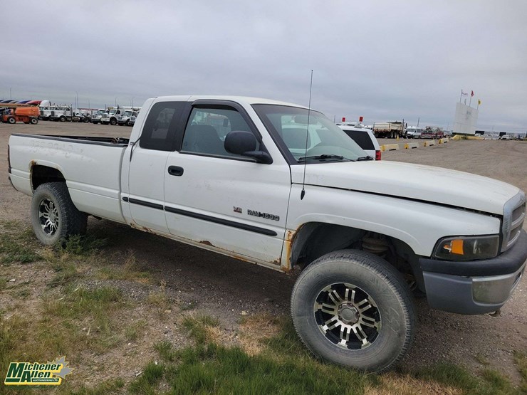 2001-dodge-ram-1500-image-6
