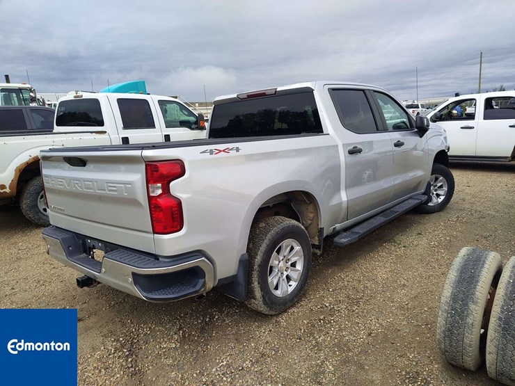 2019-chevrolet-silverado-1500-image-3