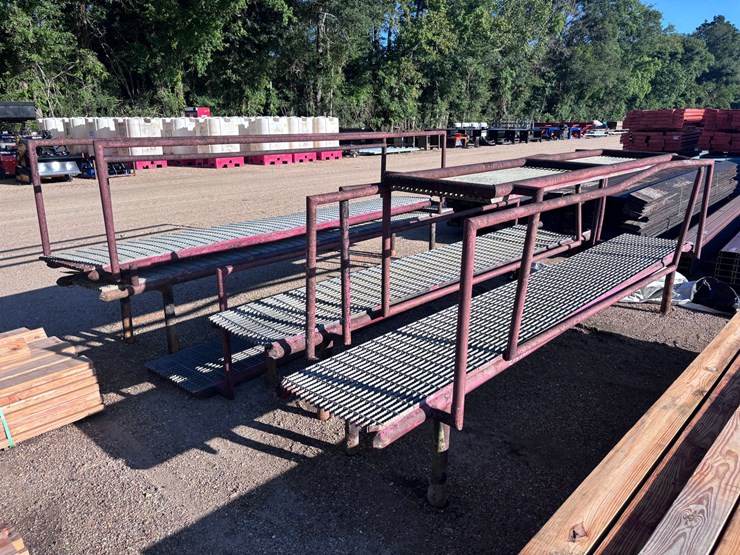 #5161-•-cat-walk-platform-image-1