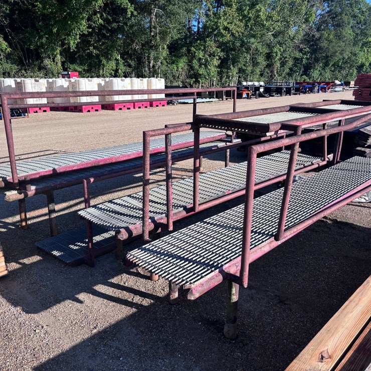 #5161 • CAT WALK PLATFORM