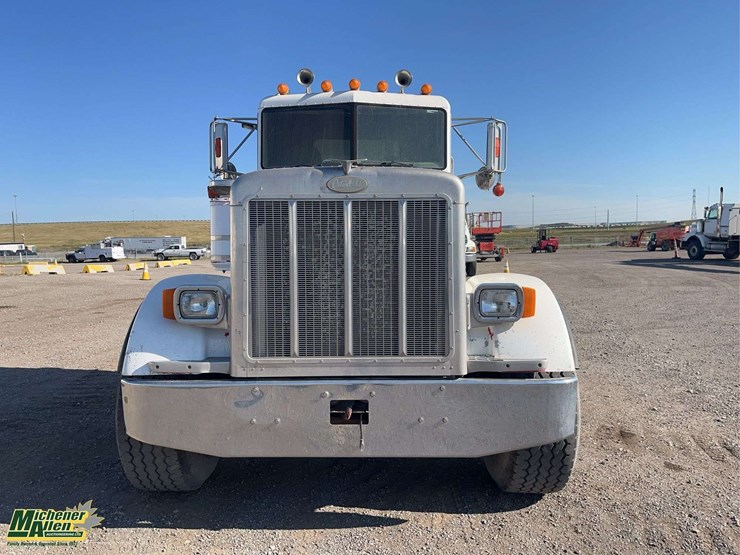 1997-peterbilt-357-image-9
