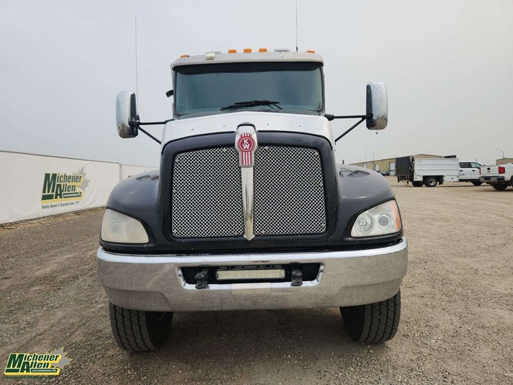 2012-kenworth-t370-image-9
