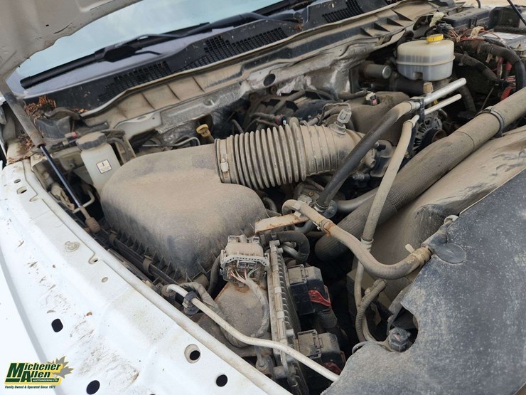 2016-dodge-3500-image-26