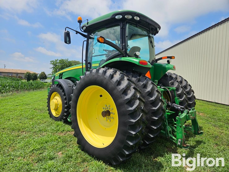 2011-john-deere-8285r-image-7