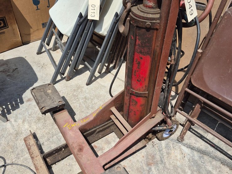 #49-•-heavy-duty-truck-lift-image-1