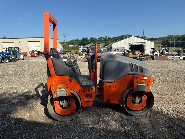 2016-hamm-hd12vv-image-5