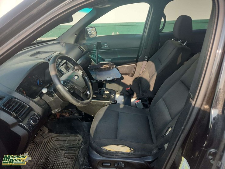ford-explorer-image-24