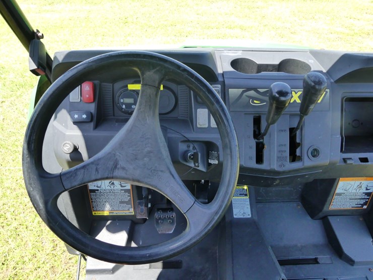 2018-john-deere-560e-image-9