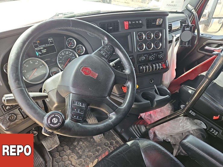 2020-kenworth-w990-image-16