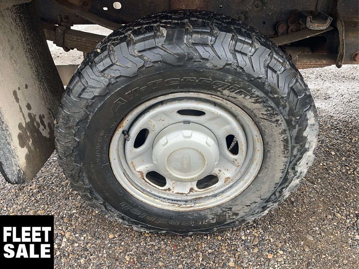 2014-ford-f350-image-12