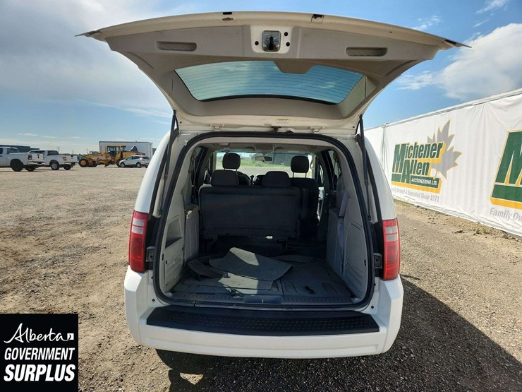 2009-dodge-grand-caravan-se-image-7