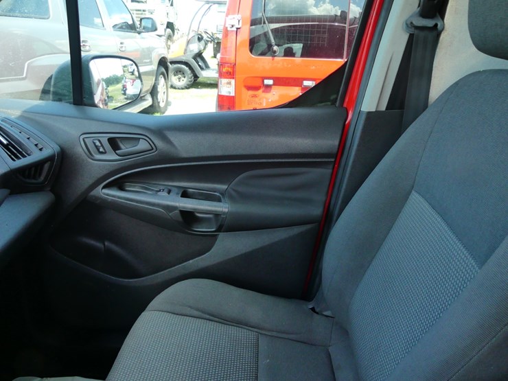 2014-ford-transit-connect-image-11