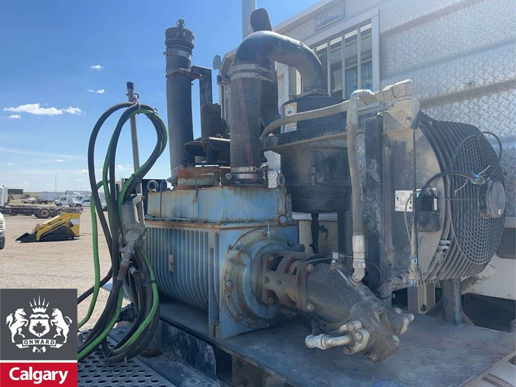 2018-kenworth-t880-image-21
