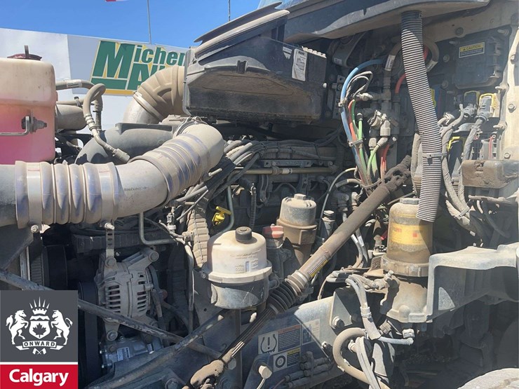 2018-kenworth-t880-image-25