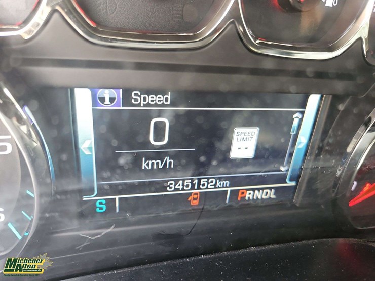 2017-chevrolet-silverado-1500-image-26