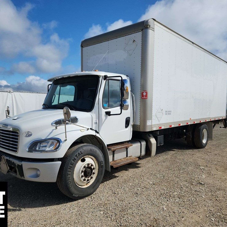 2015 FREIGHTLINER M2 106