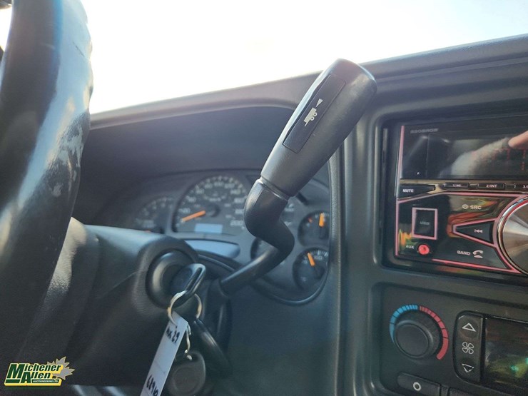 2003-gmc-sierra-2500-image-6